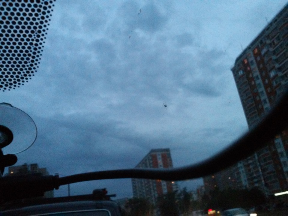 Заделка скола на лобовухе — Nissan Tiida (1G), 1,6 л, 2012 года | визит ...