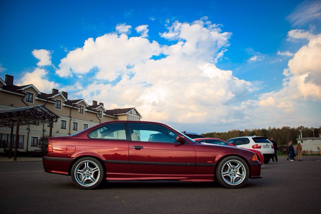 Е36. BMW e36 Coupe. BMW e36 купе. БМВ е36 купе. BMW e36 Coupe Red.