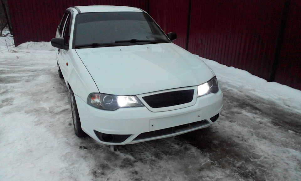 Daewoo Nexia n150 белая