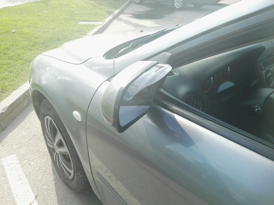 Дефлекторы на боковые зеркала заднего вида — Mazda 6 (1G) GG, 2 л, 2003 ...