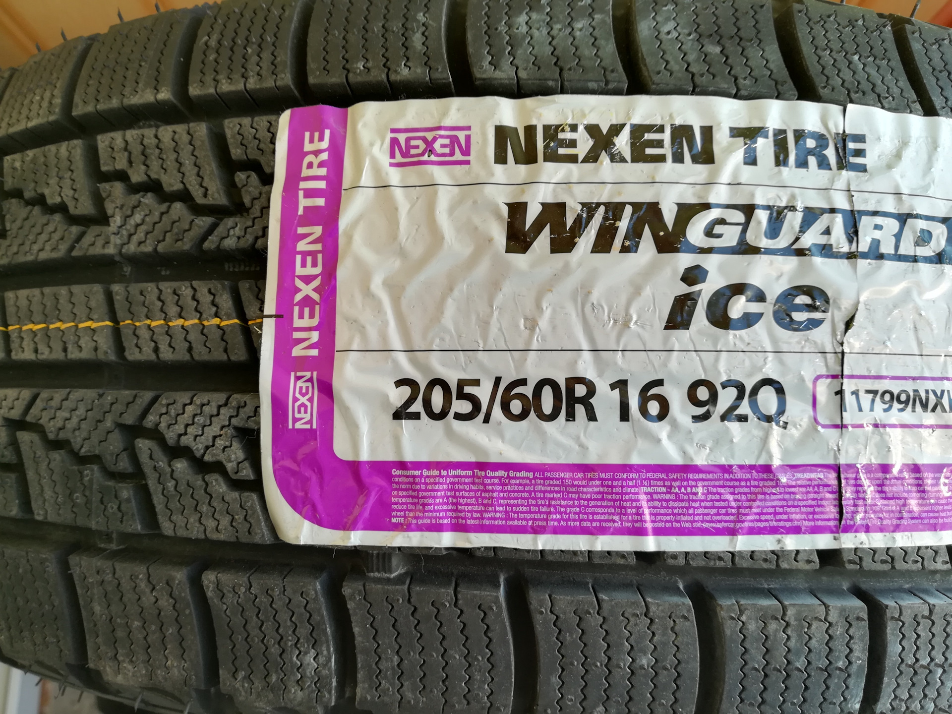 Шины nexen ice. Nexen Ice Guard. Nexen липучка. Шины Нексен с буквами липучка. Nexen шины отзывы зимняя липучка.