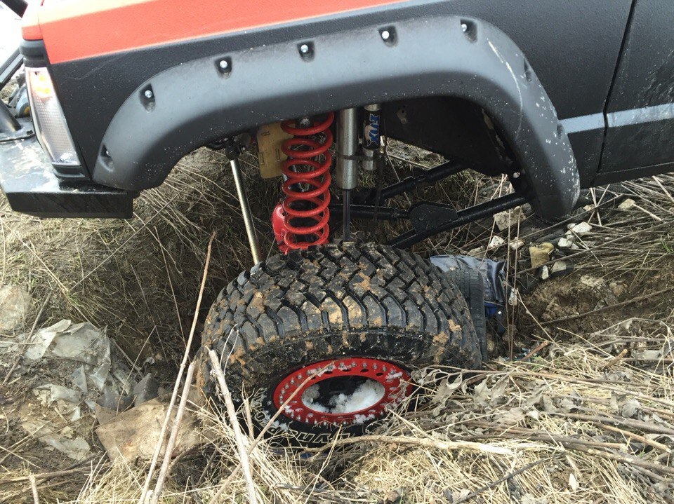 Ход подвески. Jeep XJ подвеска. Большой ход подвески. Увеличить хода подвески Cherokee XJ.