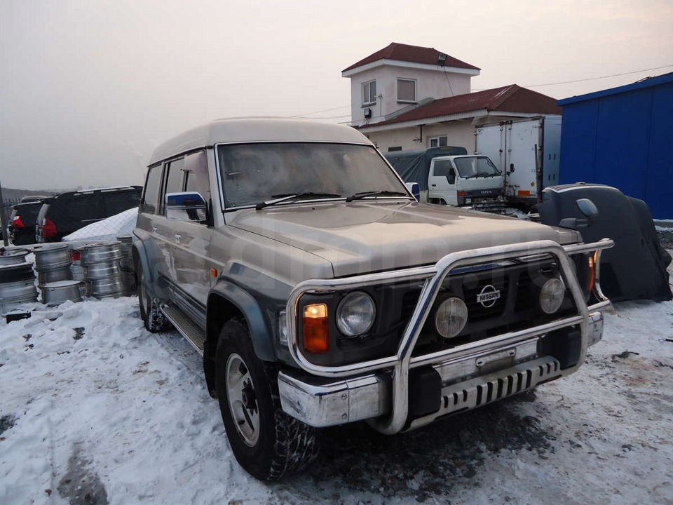 Сахком барахолка. Nissan Safari Южно-Сахалинск 12v. Ниссан сафари 2000 года. Сафарь машина. Авторынок Южно Сахалинск.