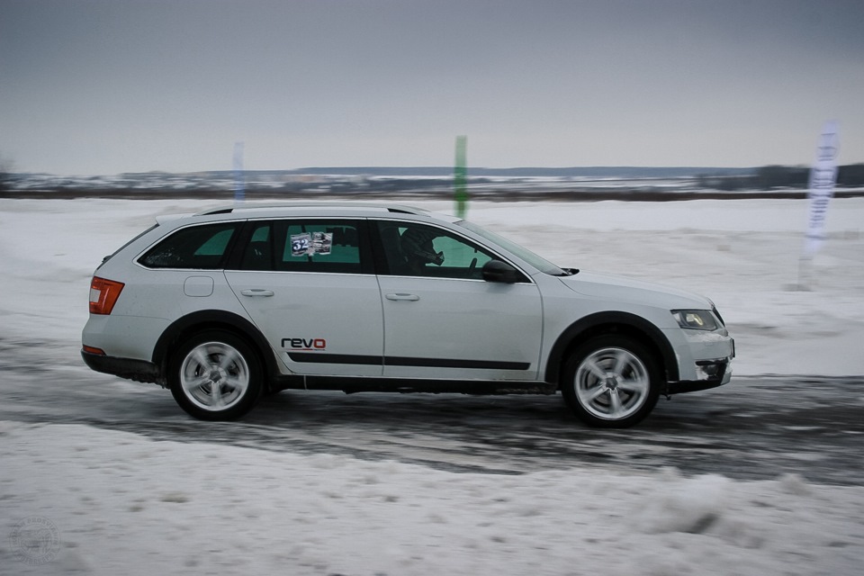 Skoda Octavia Scout 2016