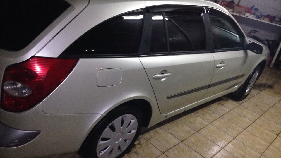 Кто поможет — Renault Laguna II, 2003 года | заправка | DRIVE2