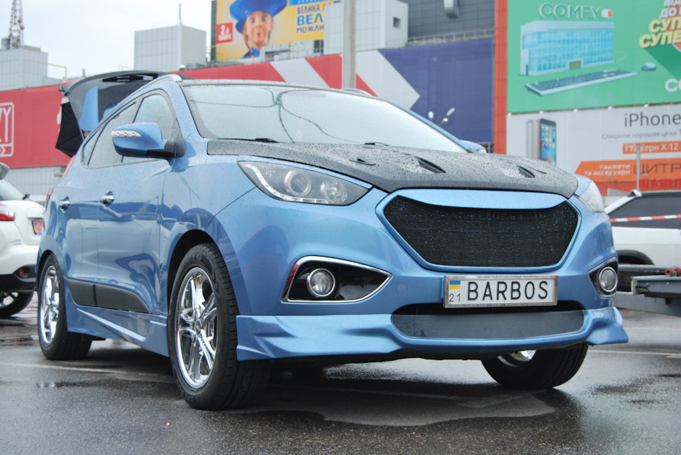 Автовыставка 11.06.16 Харьков — Hyundai ix35, 2 л, 2012 года | встреча ...