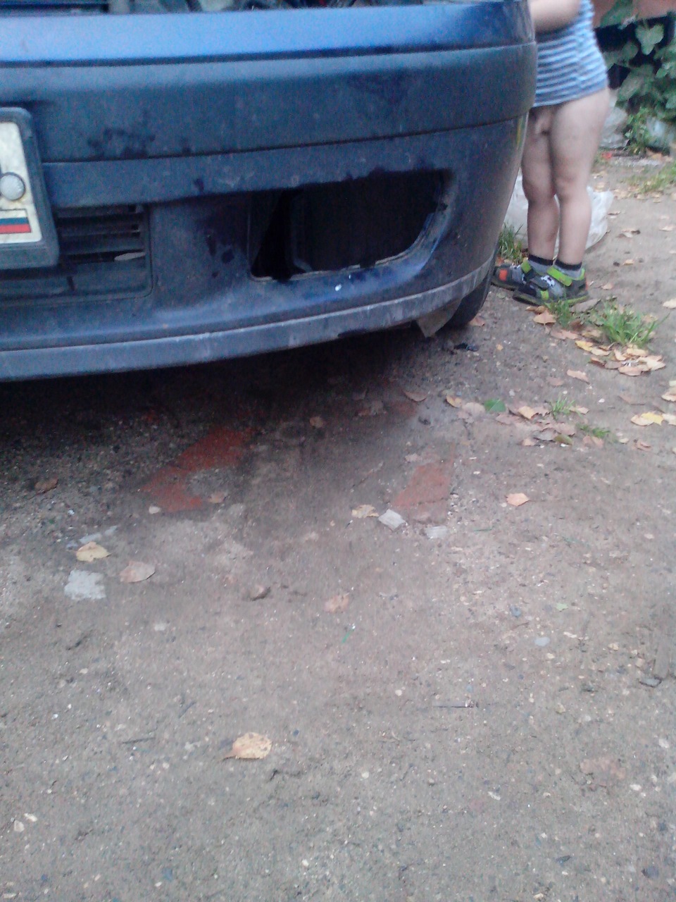 как снять противотуманку… — Mitsubishi Carisma, 1,6 л, 2002 года ...