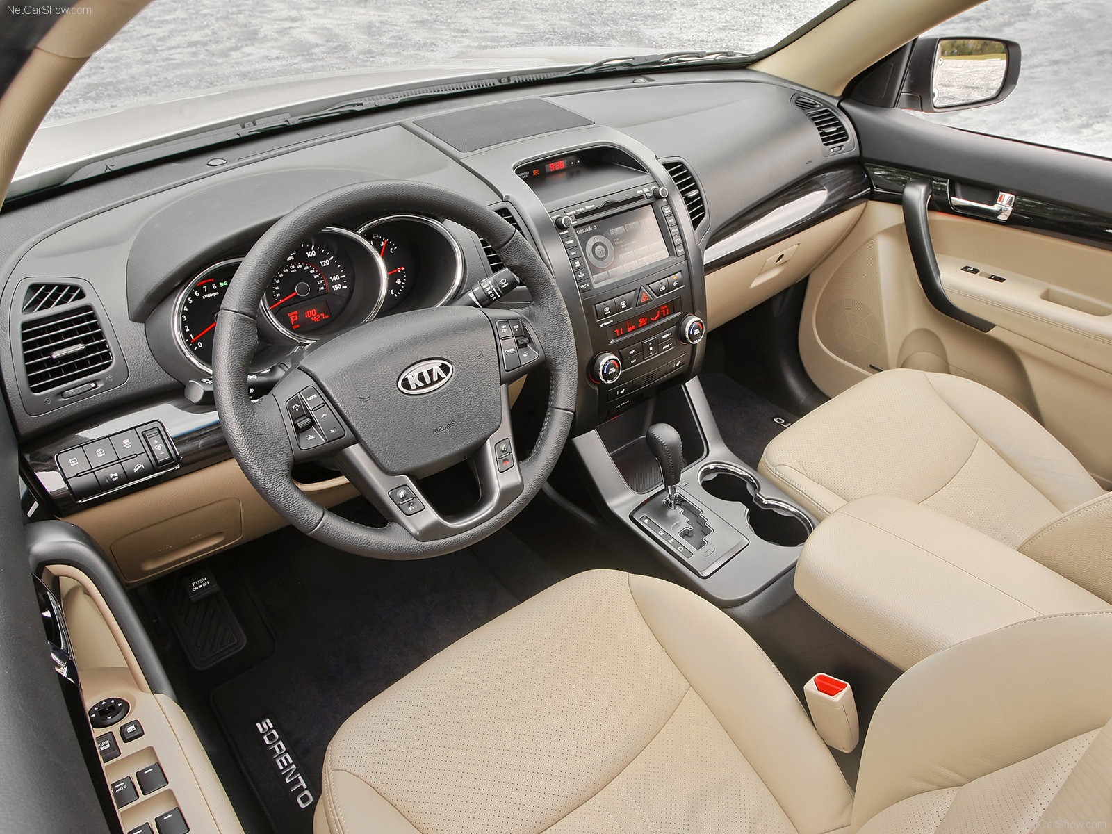 Kia Sorento 2009 Interior