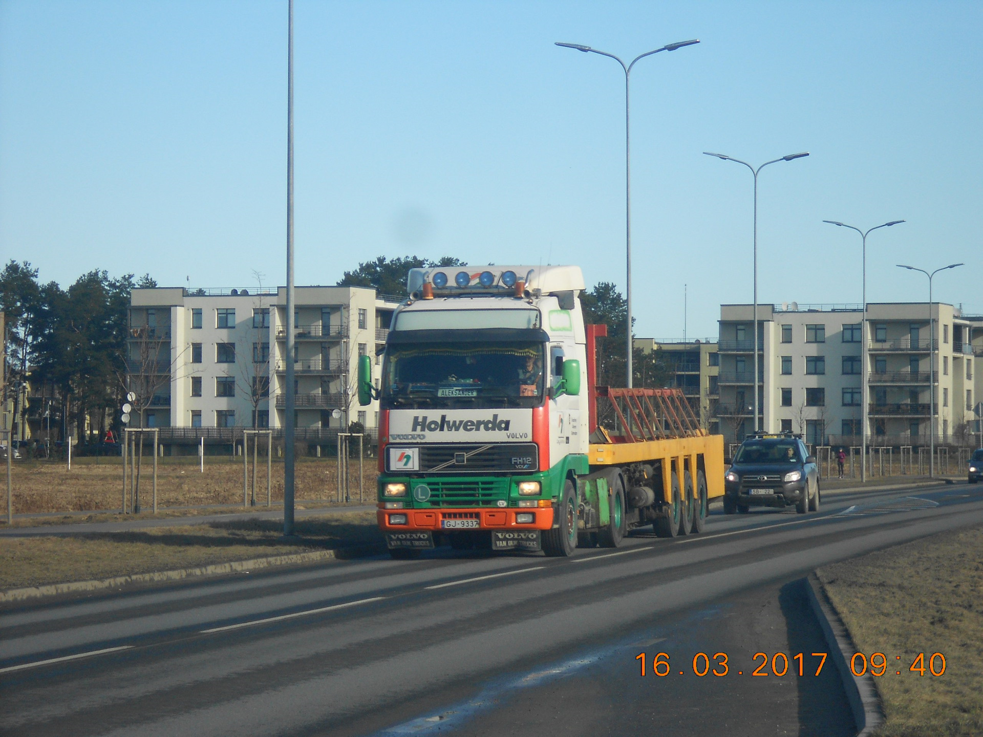 Попались в Риге, 16.03.2017 — VOLVO FH12 420, 1,2 л, 1998 года ...