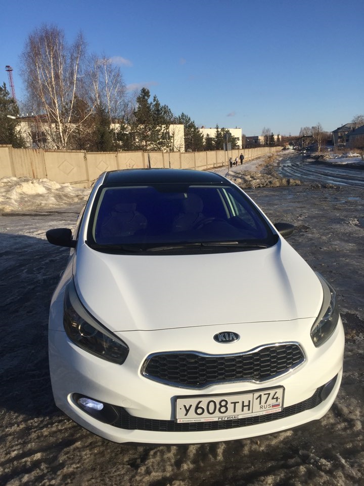 Kia Ceed ed черная крыша