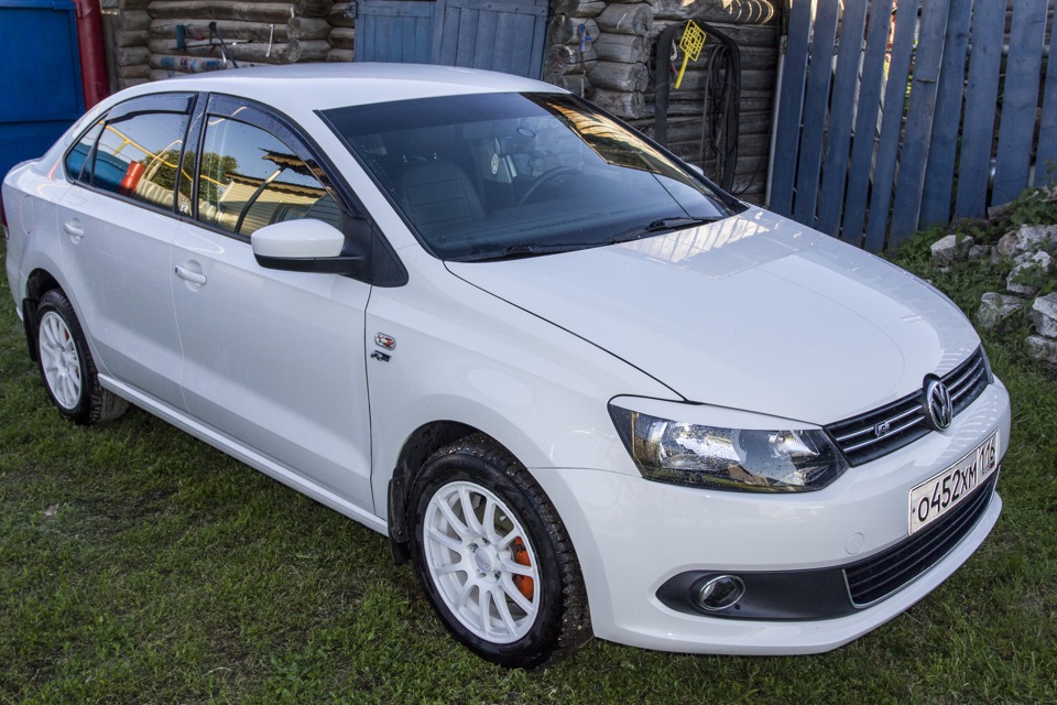 Volkswagen Polo 2012 Р±РµР»С‹Р№