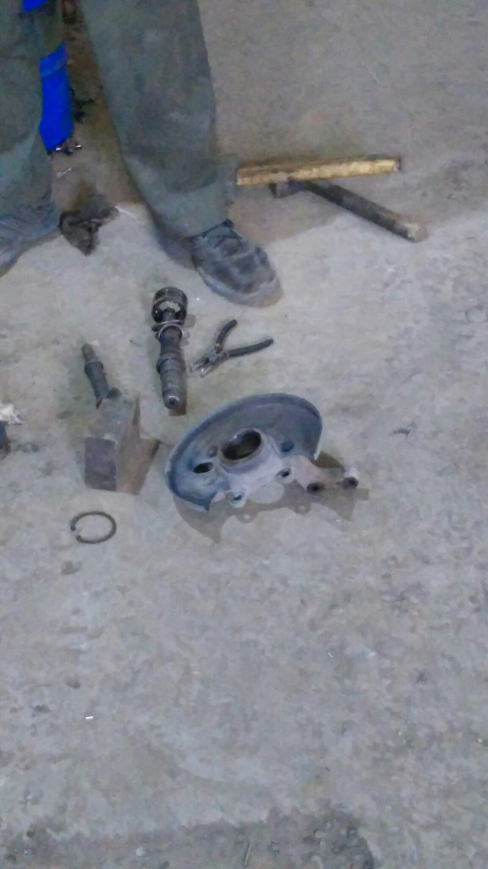 Ступичный подшипник — Lada 2114, 2008 года | визит на сервис | DRIVE2