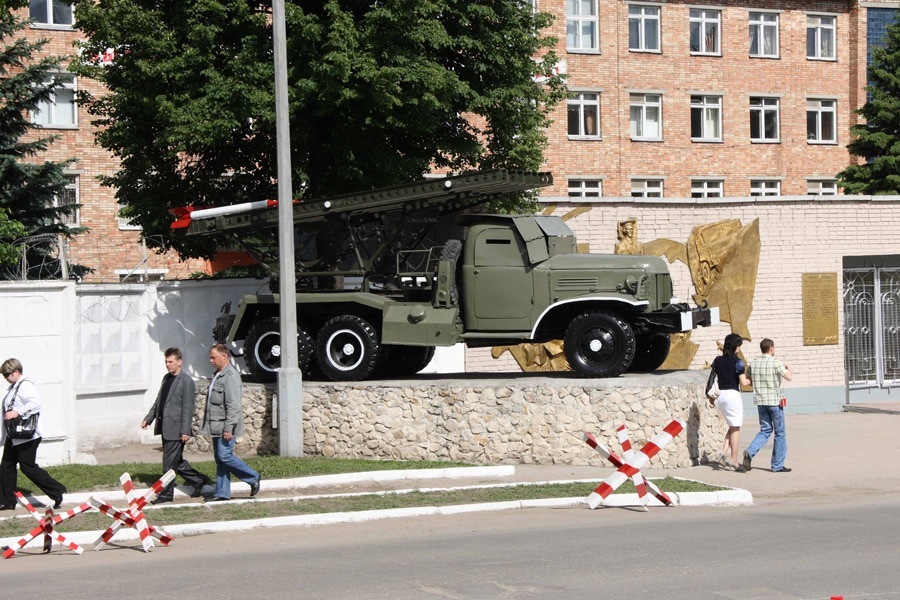 Военных автомобилистов рязань. РВАИ Рязань. Военный автомобильный институт Рязань. Рязанское высшее военное автомобильное училище. Военных автомобилистов 12 Рязань.