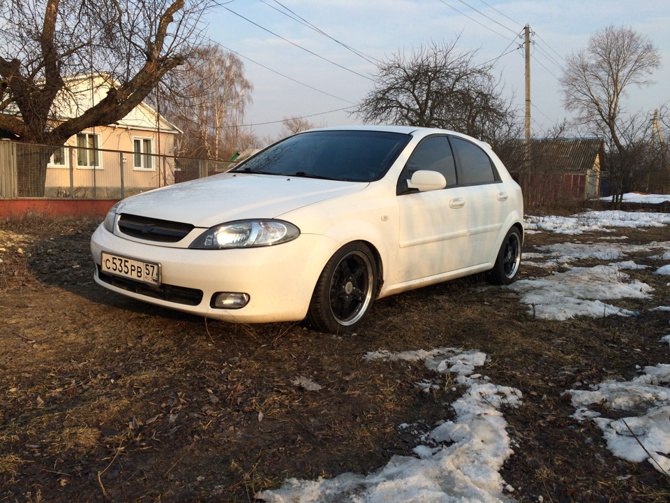 Chevrolet Lacetti stance