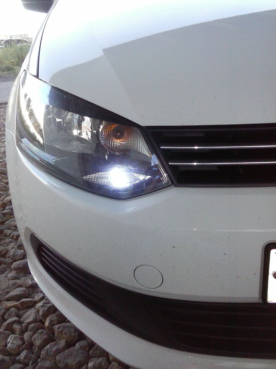 #6 подлокотник, рамка на номера и габариты — Volkswagen Polo Sedan, 1,6 ...