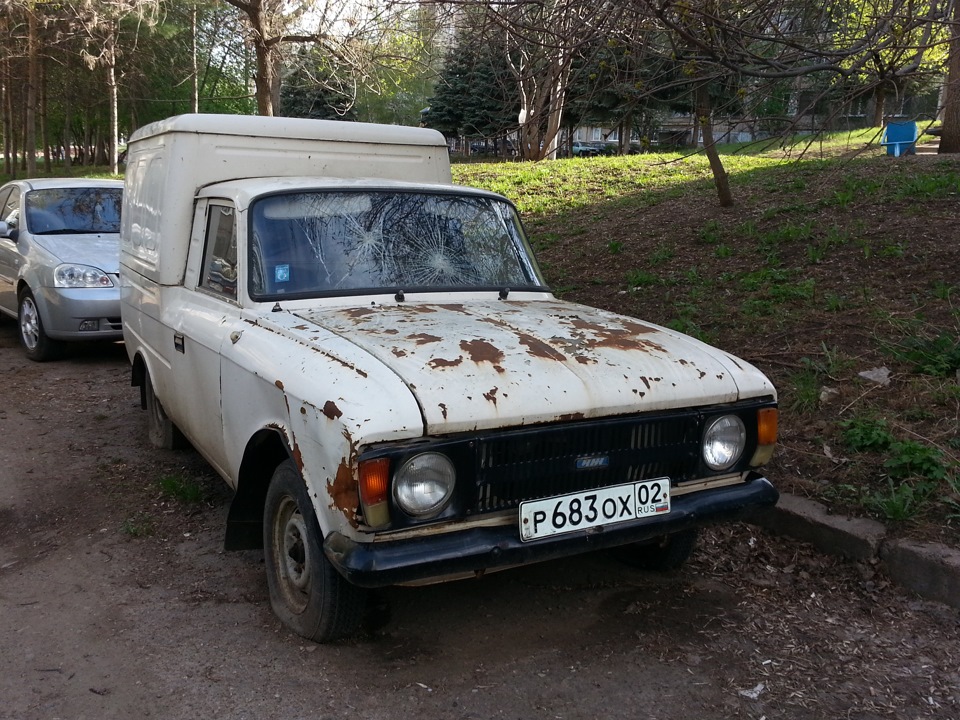 Автомобили в уфе. Брошенные авто Уфа. Заброшенные машины в Уфе. Брошенные машины Уфа узбекистанские. Заброшенные машины в Уфе в Черниковке.