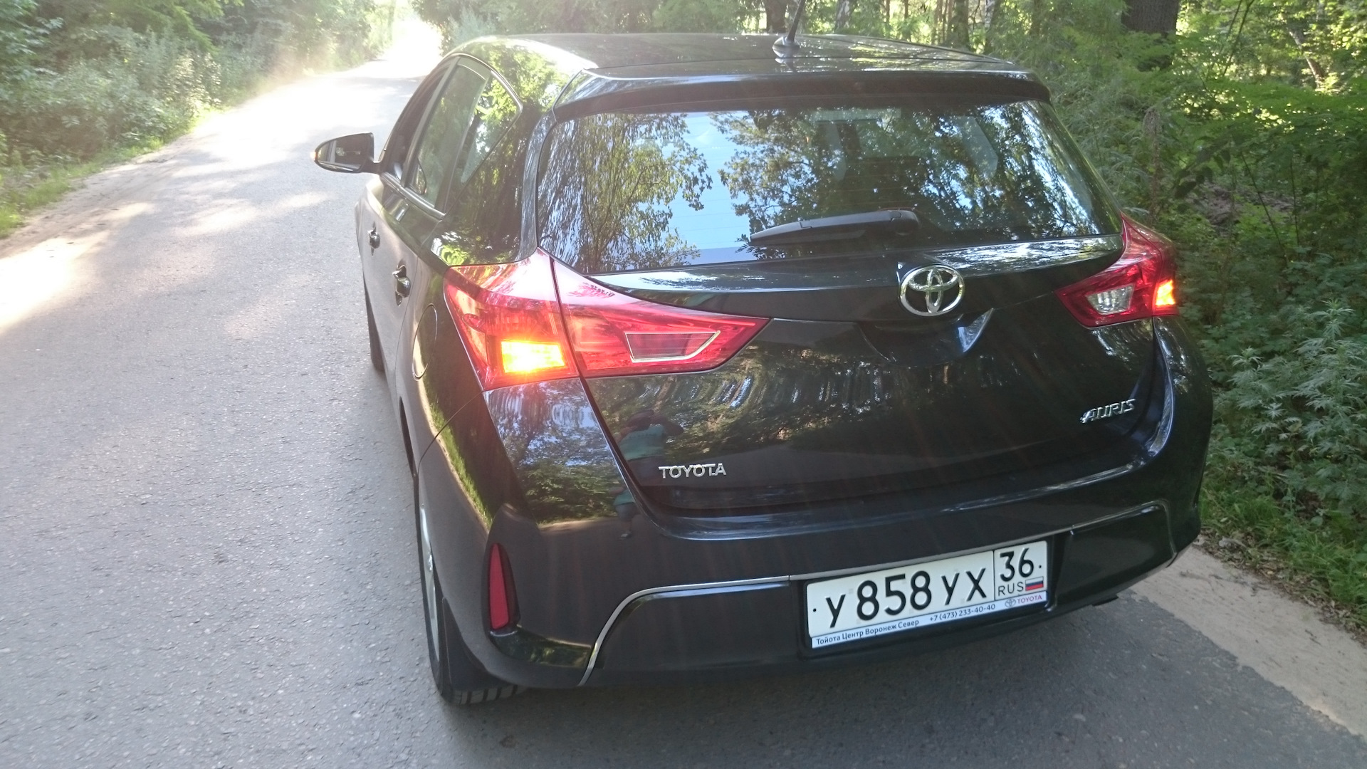 Toyota Auris (2G) 1.6 бензиновый 2013 | AURA на DRIVE2