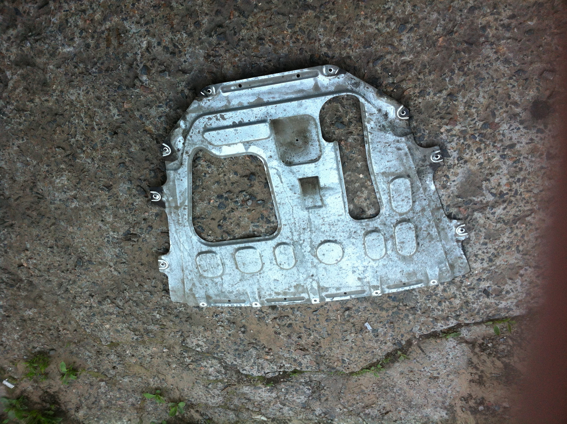 Защита картера — Lada Vesta (1G), 1,6 л, 2016 года | просто так | DRIVE2