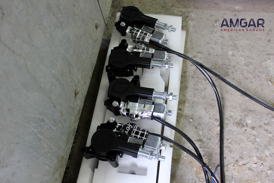 Установка доводчиков дверей на Infiniti FX — AMGAR на DRIVE2