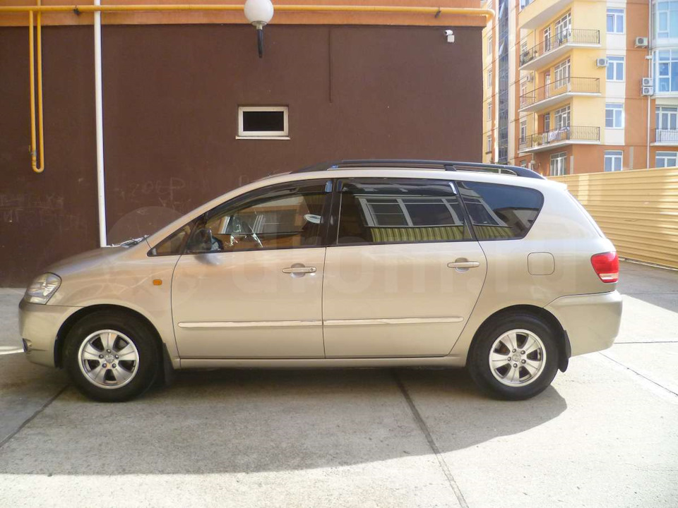 Большая машина, для большой семьи — Toyota Avensis Verso, 2 л, 2002 ...