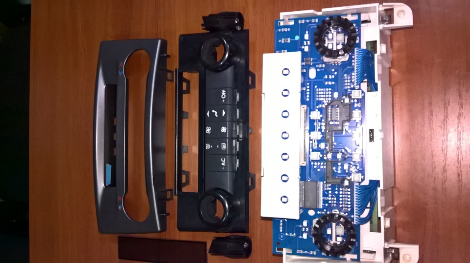 Подсветка климат контроля — Renault Laguna II, 2,2 л, 2002 года ...