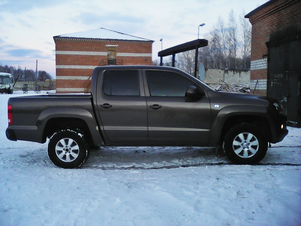 Volkswagen Amarok зелёный Раптор