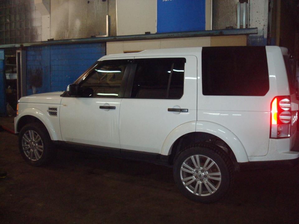 Photo from the logbook Land Rover Discovery IV