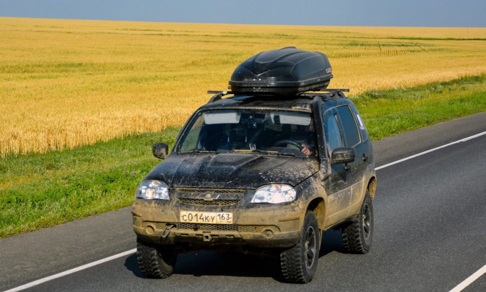 Нива шевроле хакасия. Нива Шевроле 2018 года Offroad. 23 Февраля Шнива. Нива семейная.