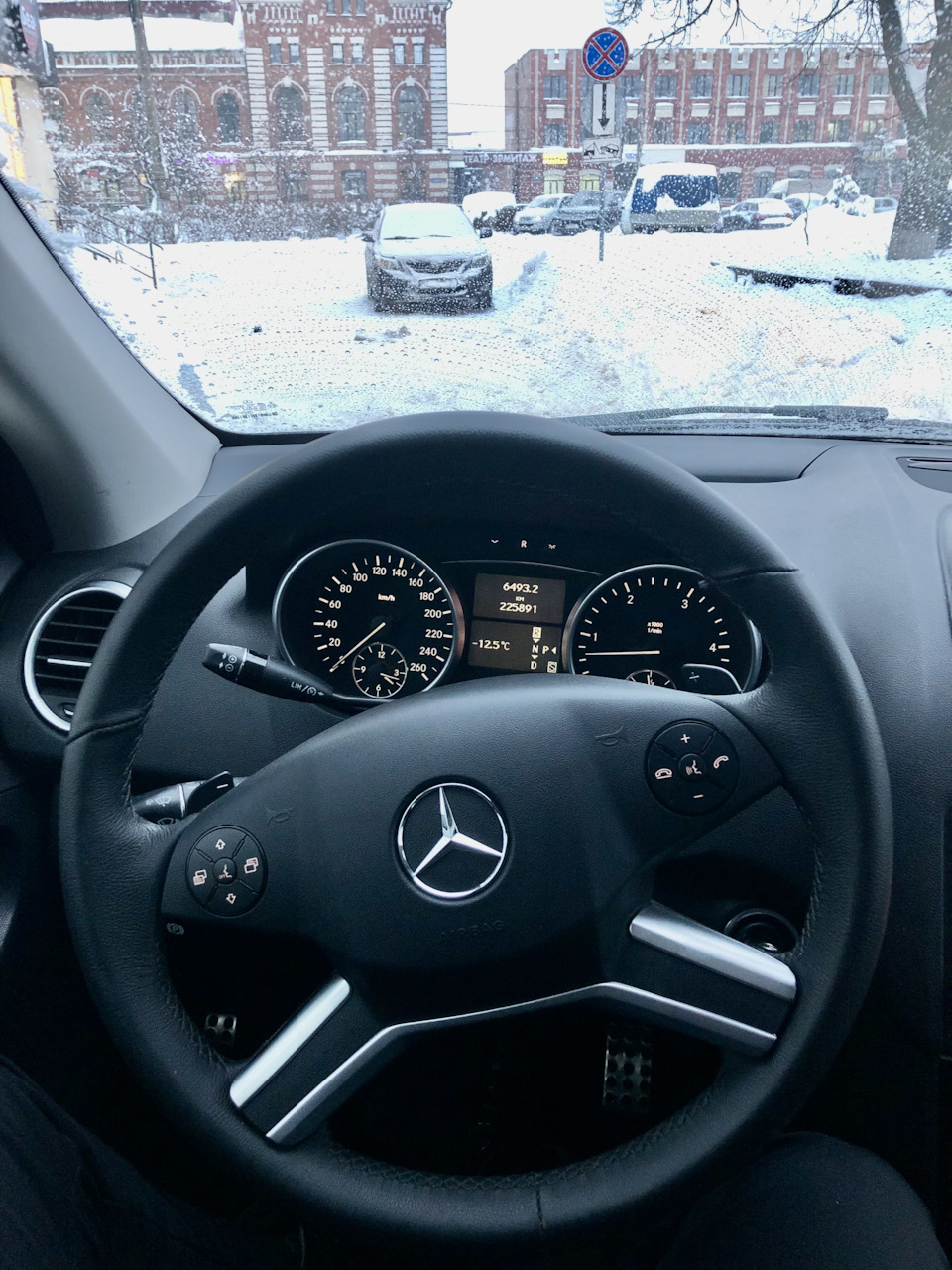 Программа бесплатной замены подушки безопасности в руле — Mercedes-Benz  M-Class (W164), 3 л, 2009 года | визит на сервис | DRIVE2