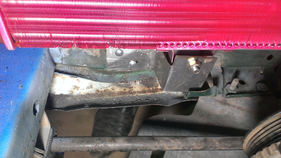 Установка радиатора 21213. — Lada 21074, 1,6 л, 1998 года | своими ...