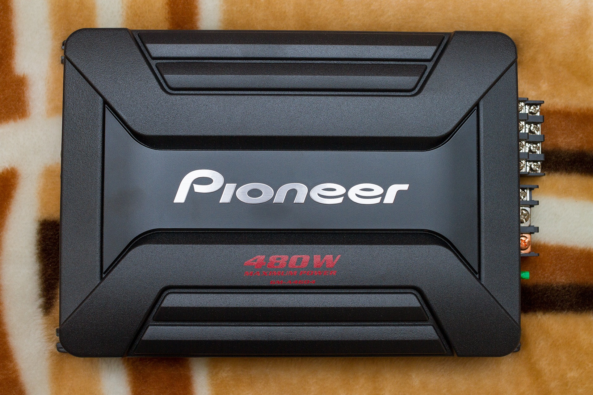 Усилитель pioneer. Pioneer GM-a4604. Автомобильный усилитель Pioneer GM-a4604. Pioneer GM - 20m.