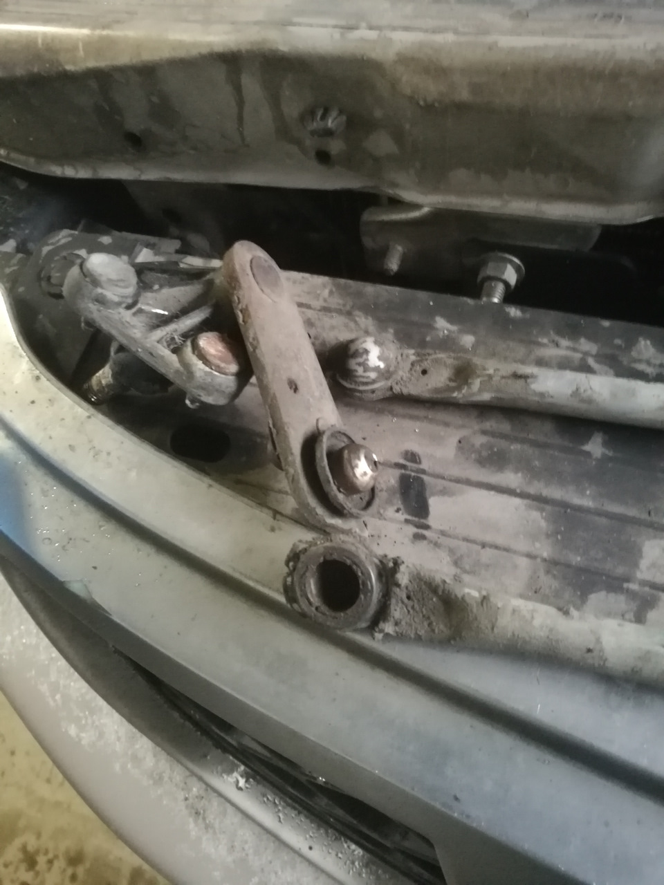 Трапеция стеклоочистителя Ниссан Патрол y61 — DRIVE2