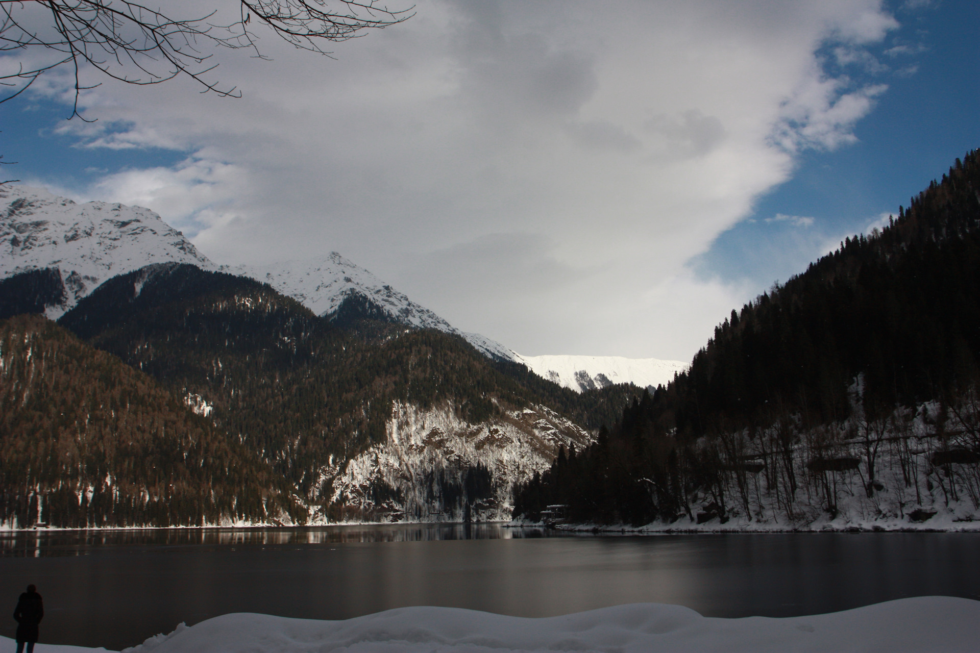 Горы Абхазии зимой