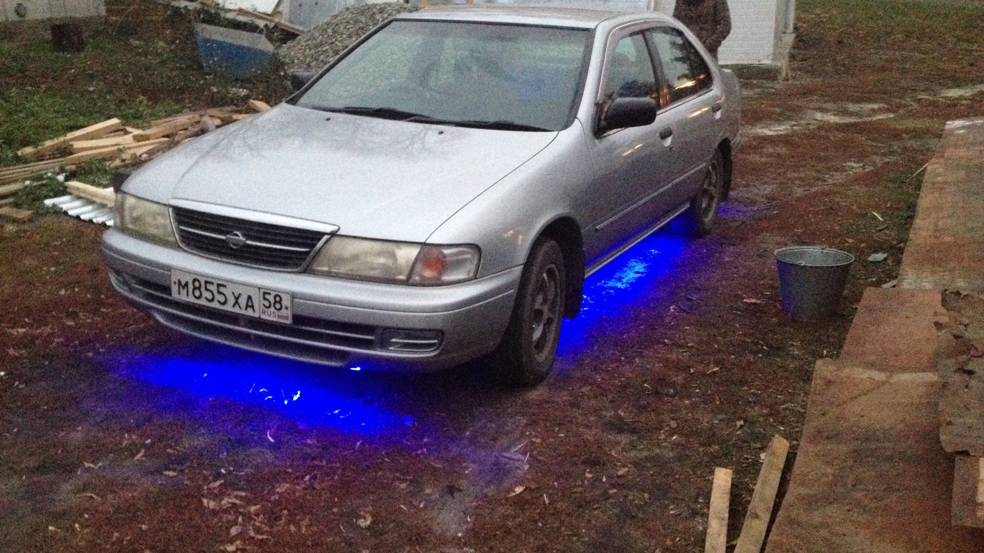 Fb 14. Ниссан Санни fb14. Nissan Sunny 14 Tune. Nissan Sunny b14 тюнинг. Подсветка днища Ниссан Санни.