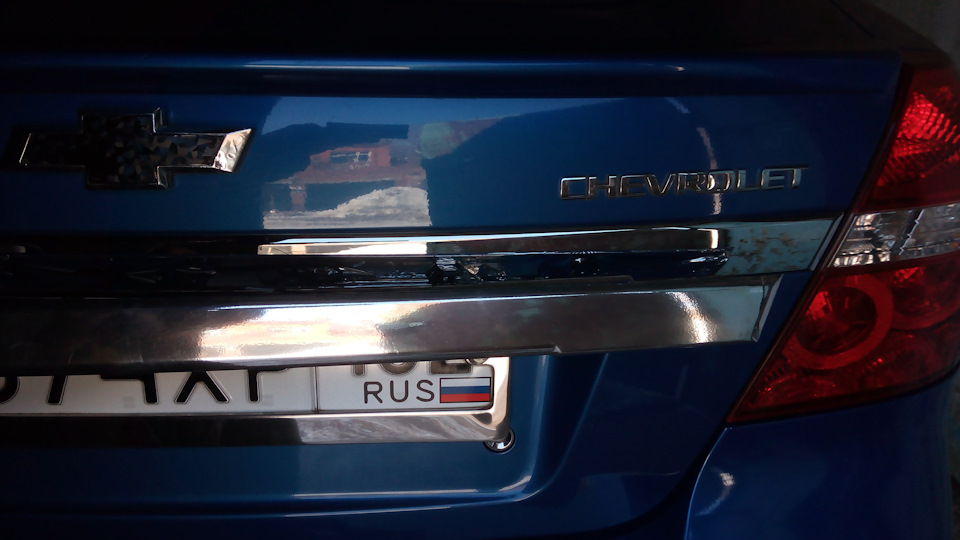 Молдинг хром на крышку багажника заместо пленки . — Chevrolet Aveo ...