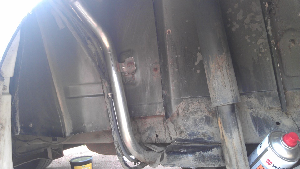 Шумка задних арок снаружи — Ford Focus II Sedan, 2004 года | тюнинг ...