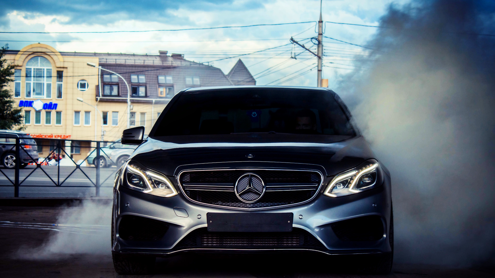 E63 AMG фары