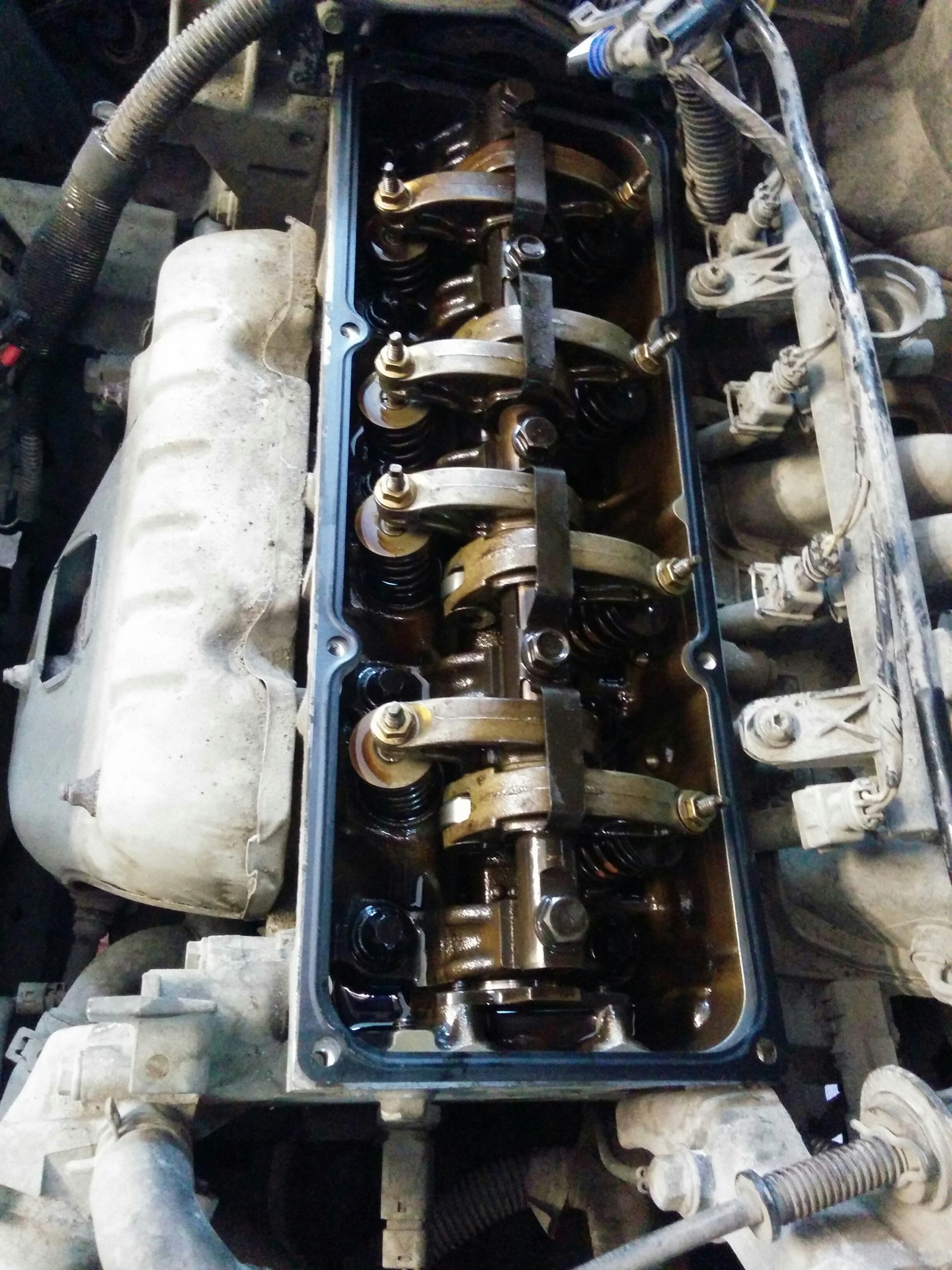 0 tsi. Нагар на клапанах. Состояние клапанов. Вентиляция картера змз 409 евро 3. Состояние клапанов определяется.