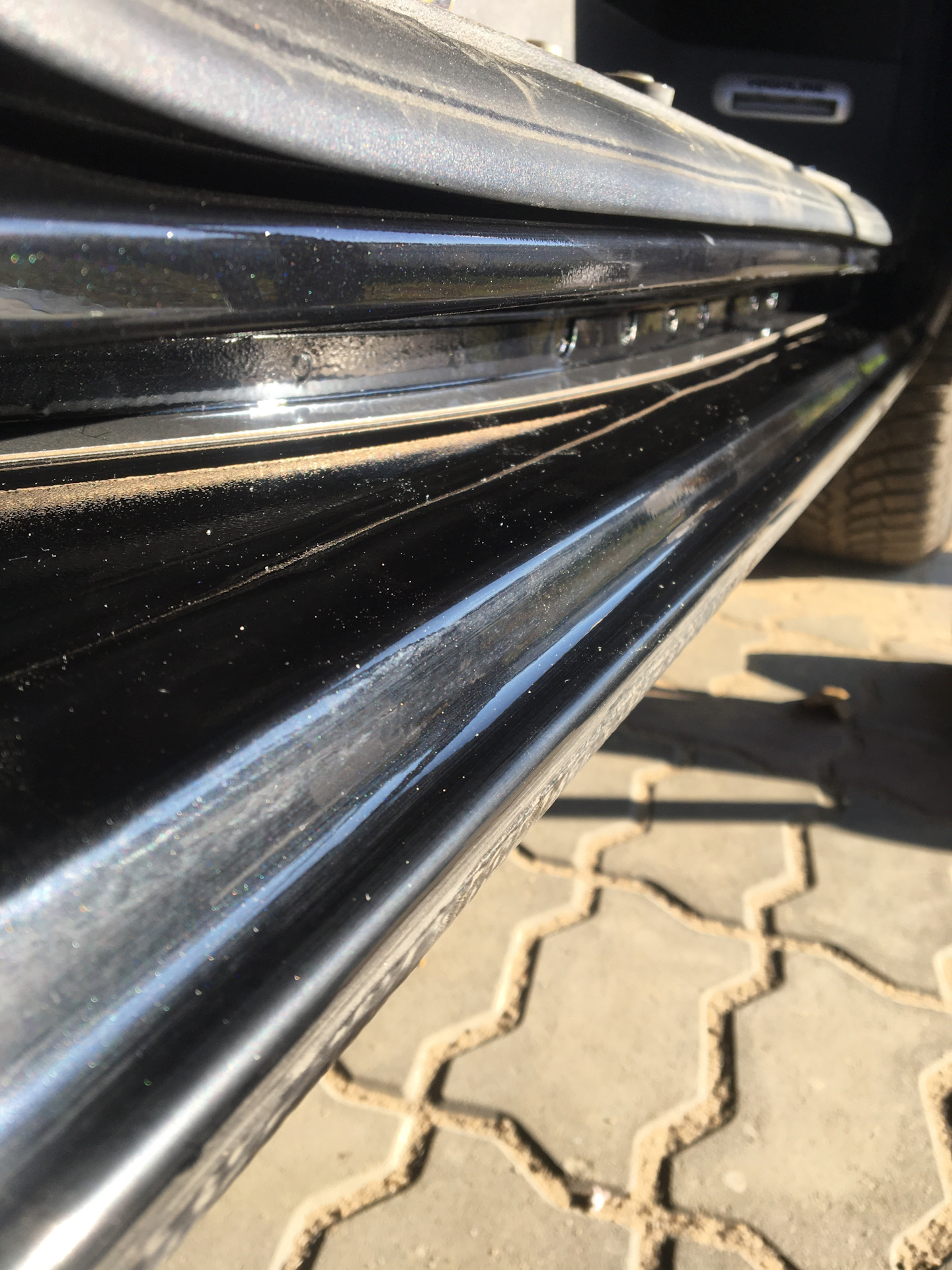 Покраска порогов и установка «сабель»из нержавейки — Volkswagen ...