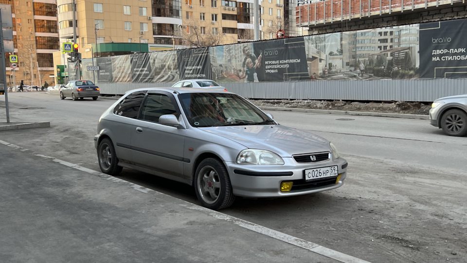 Honda Civic (6G) 1.5 бензиновый 1998 | 6 (кепка) на DRIVE2