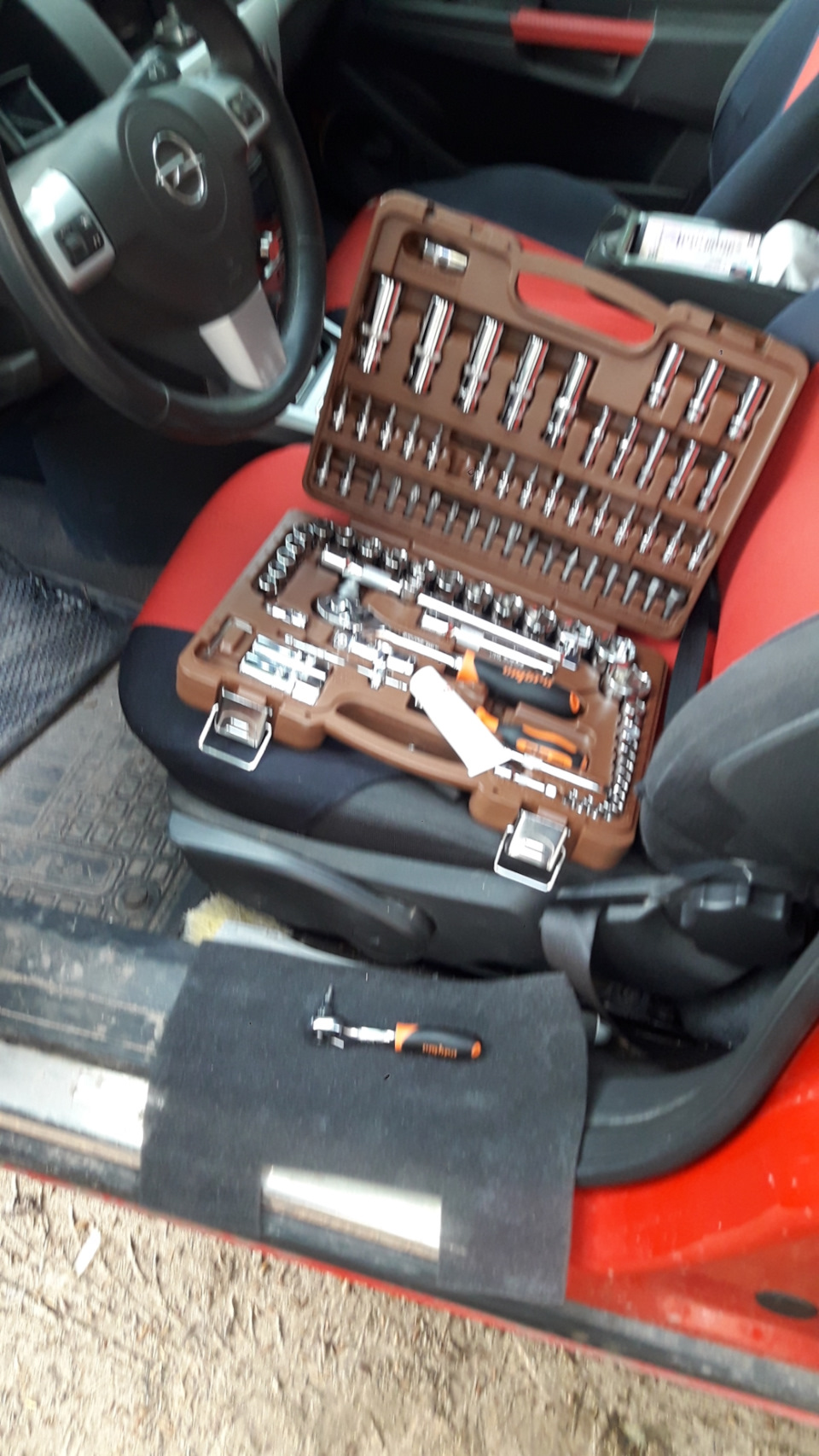 Лечим детские болячки — Opel Astra H, 1,6 л, 2012 года | своими руками ...