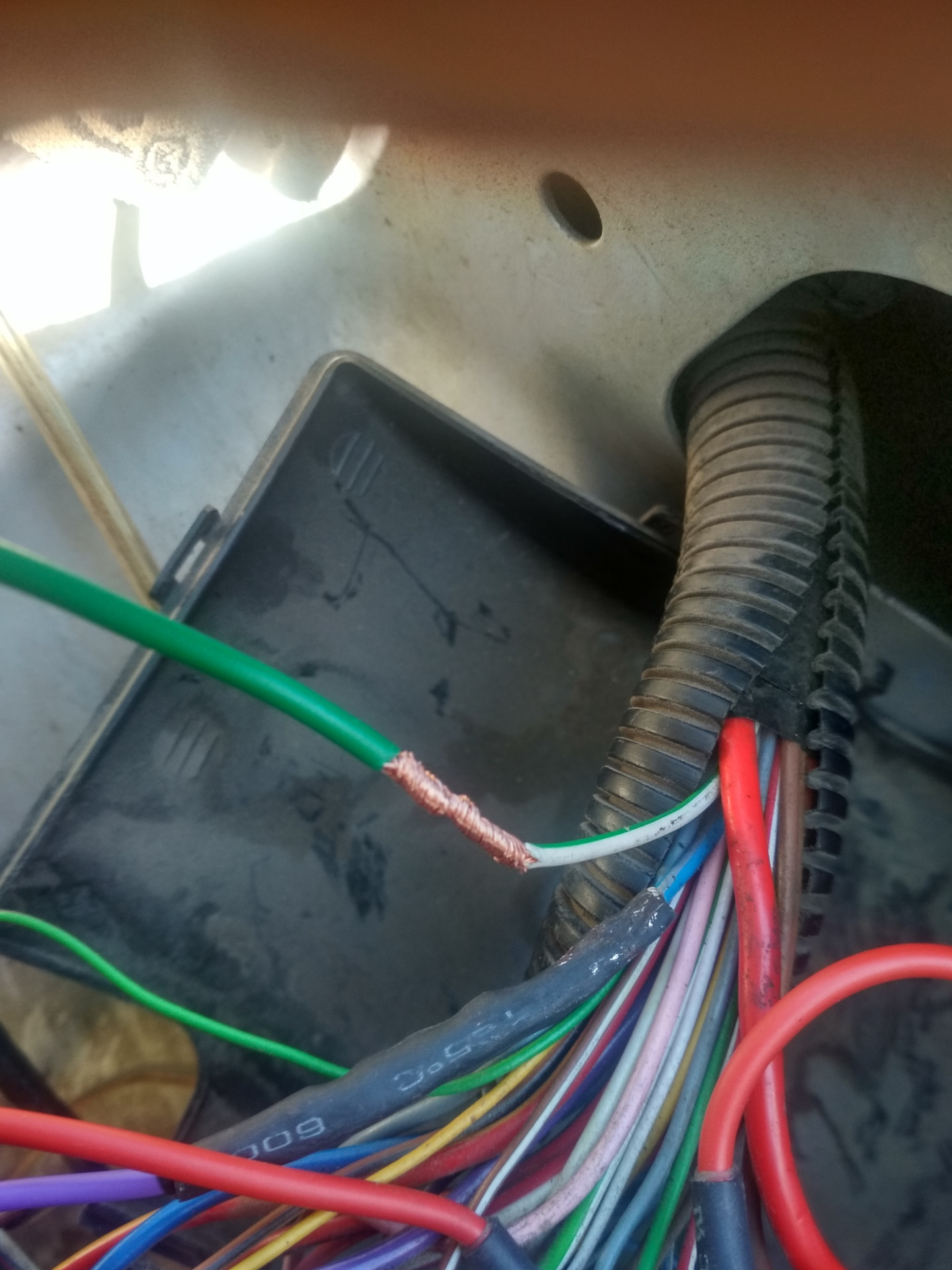 Добыча "люменов" с фар Сенс/ Ланос или нормальная схема их подключения ...