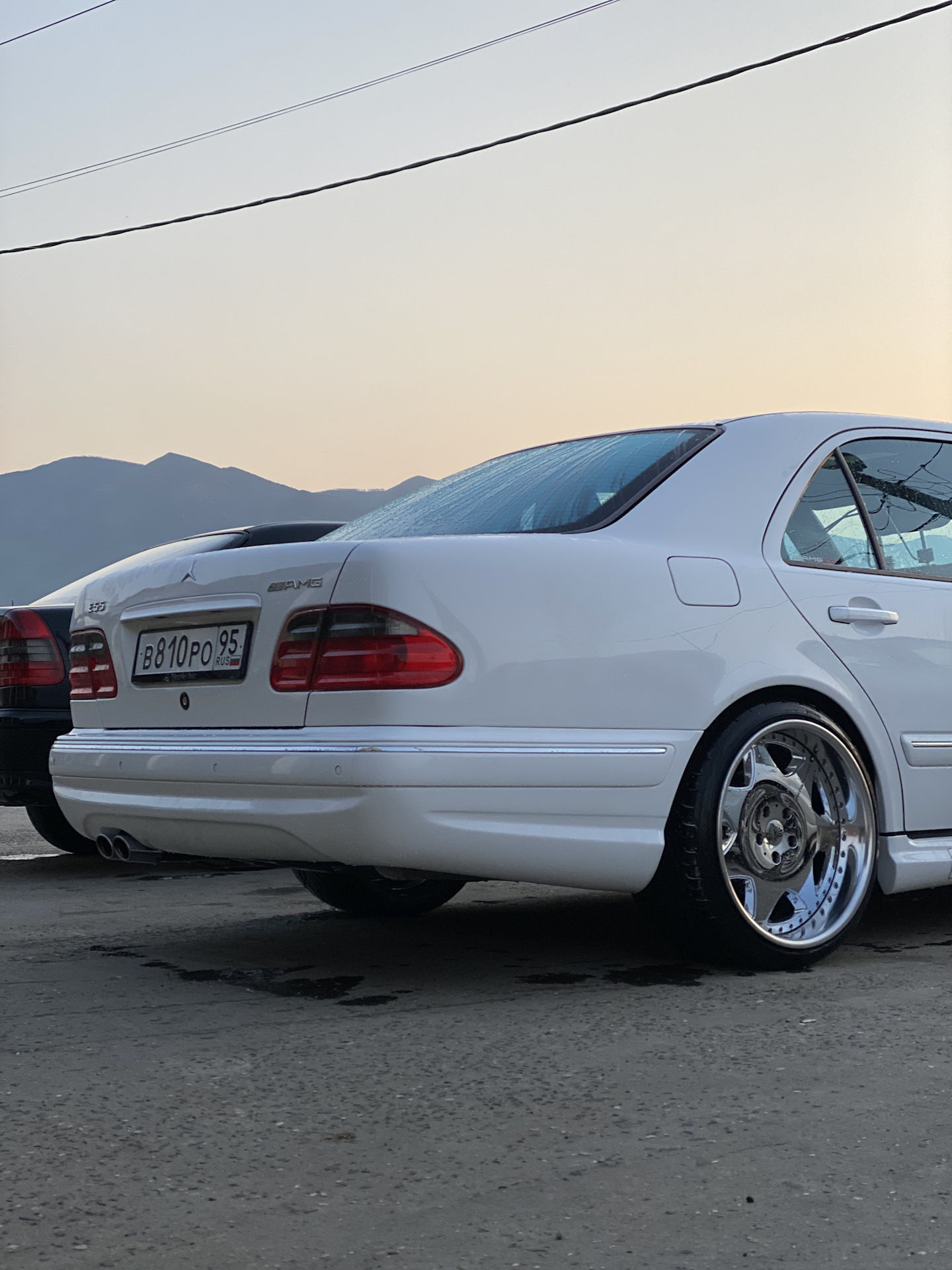 Mercedes e55 amg w210. Mercedes w210 AMG. Mercedes e210 AMG. E55 AMG 210. Mercedes 210 AMG 5.5.