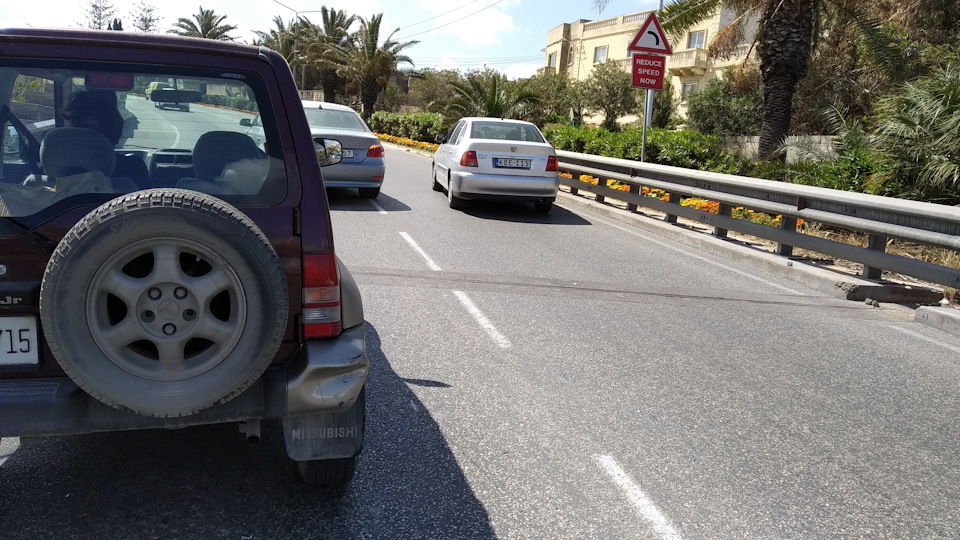 А вот так было сразу после аварии. — Mitsubishi Pajero Junior