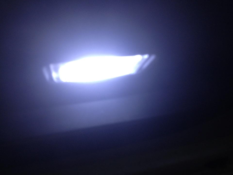 Замена ламп в потолочных светильниках — Opel Insignia (1G), 2 л, 2013 .