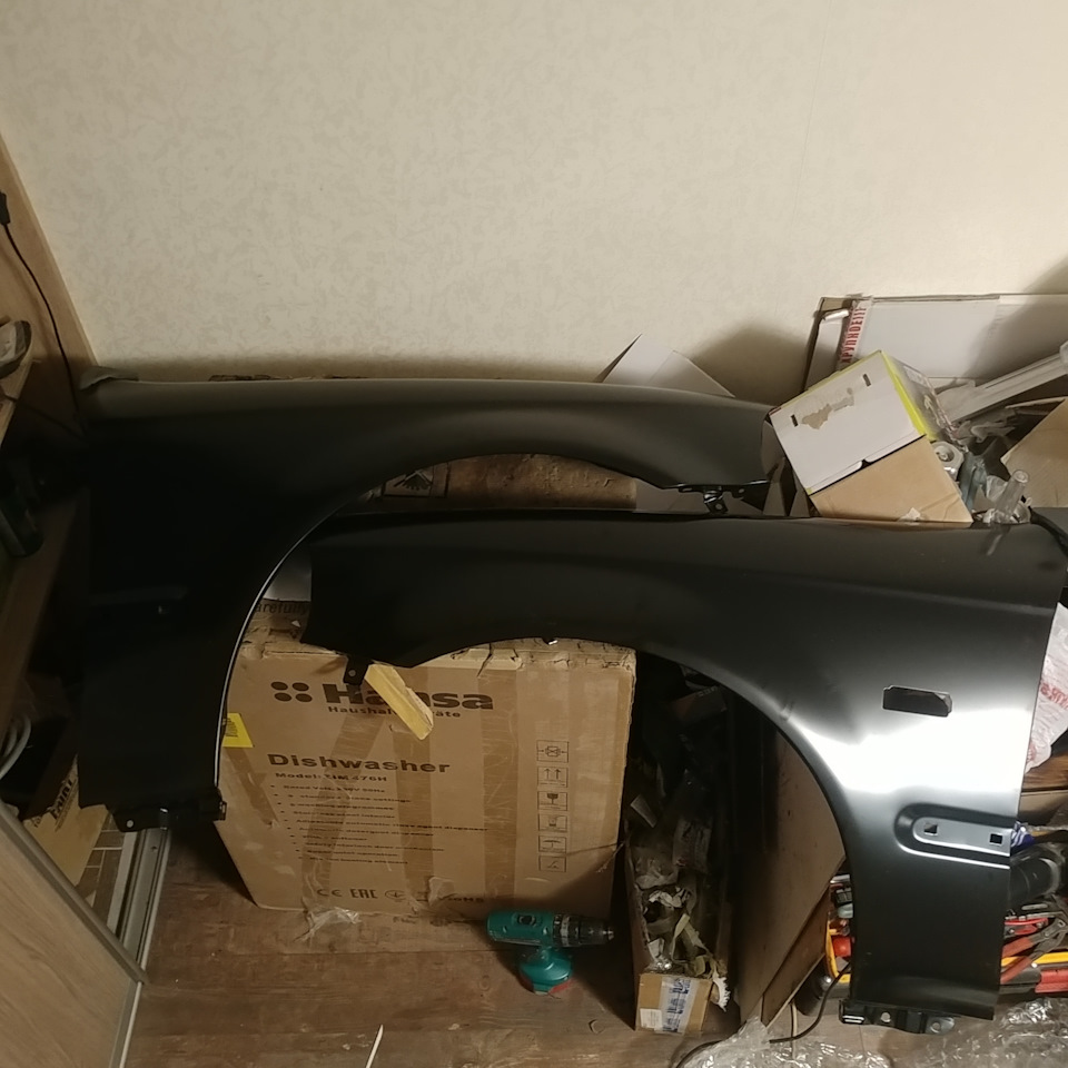 Крыло на Хонду Сивик Ек Рестаил 99-00 на Honda Civic (6G), Honda Civic ...