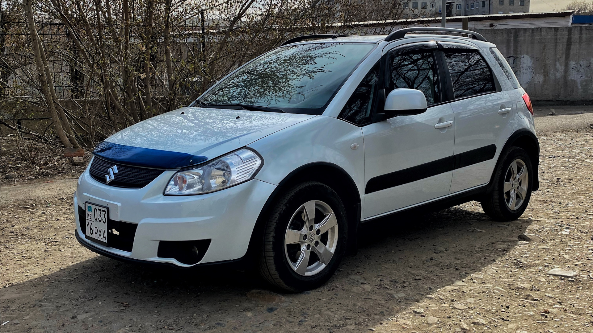 Колеса сузуки sx4 радиус. Suzuki sx4 17 диски. Колесо сузуки сх4. Диски сузуки sx4. Колесо сузуки сх4.