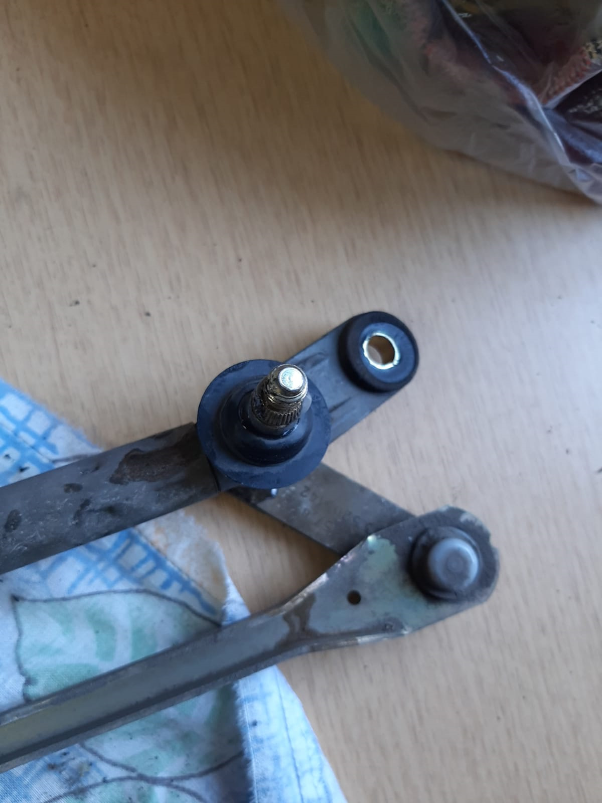 Дождь вода снег мороз дворники встали колом — Chevrolet Niva (1G), 1,7 ...