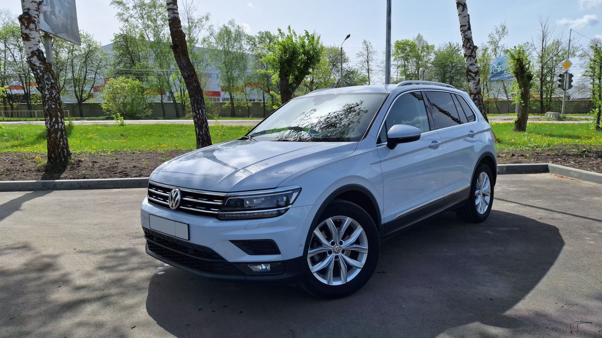 Volkswagen Tiguan (2G) 1.4 бензиновый 2019 | White Silver на DRIVE2