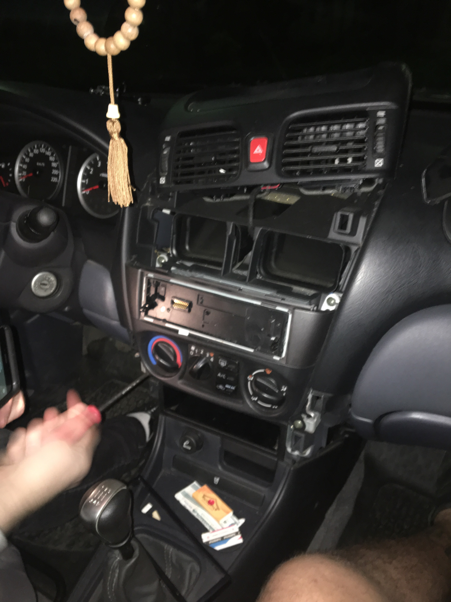 Магнитола — Nissan Almera II (N16), 1,5 л, 2004 года | автозвук | DRIVE2